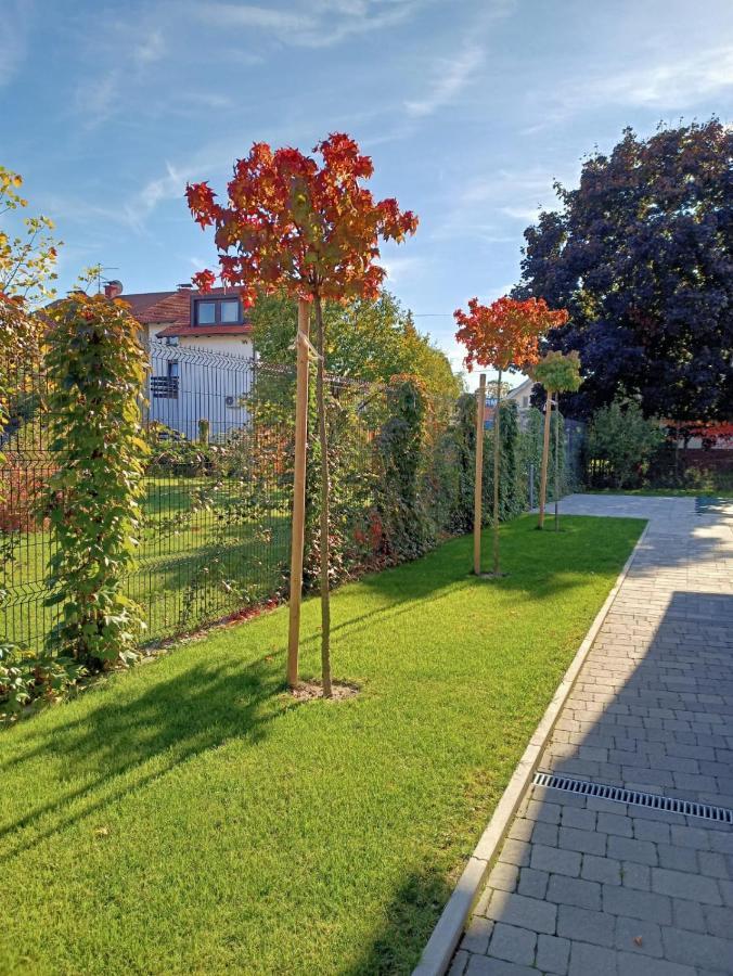 Old Town Zagreb Airport Hotel Velika Gorica Eksteriør billede